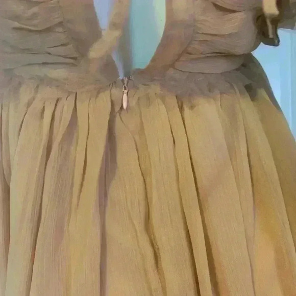 Akira Ritzy San Francisco Women Small Ruffle Lace Deep V Neck Romper - Picture 12 of 13